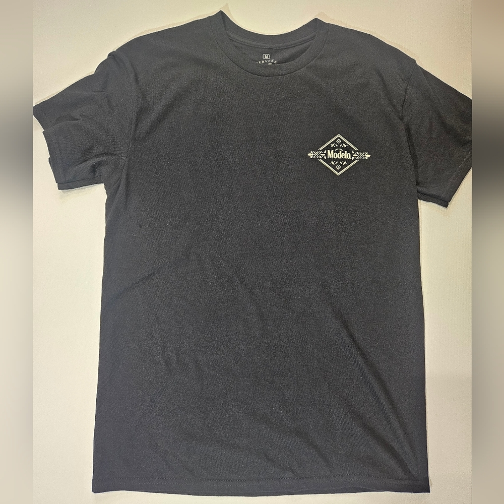 Modelo T-shirt Mens Medium Black Graphic Logo Mexican‎ Cerveza Casual Beer Tee